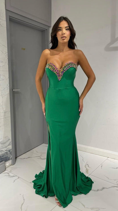 EMERALD ELEGANCE