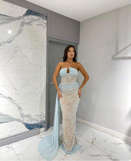 GLACÉ CÉLESTE avondjurk ijsblauw strapless